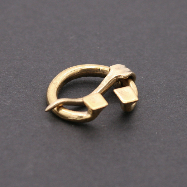 Kleine Wikinger Ringfibel 1505