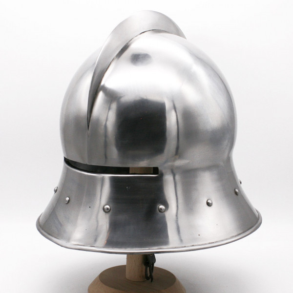 Später Eisenhutschaller Mittelalterhelm 1848